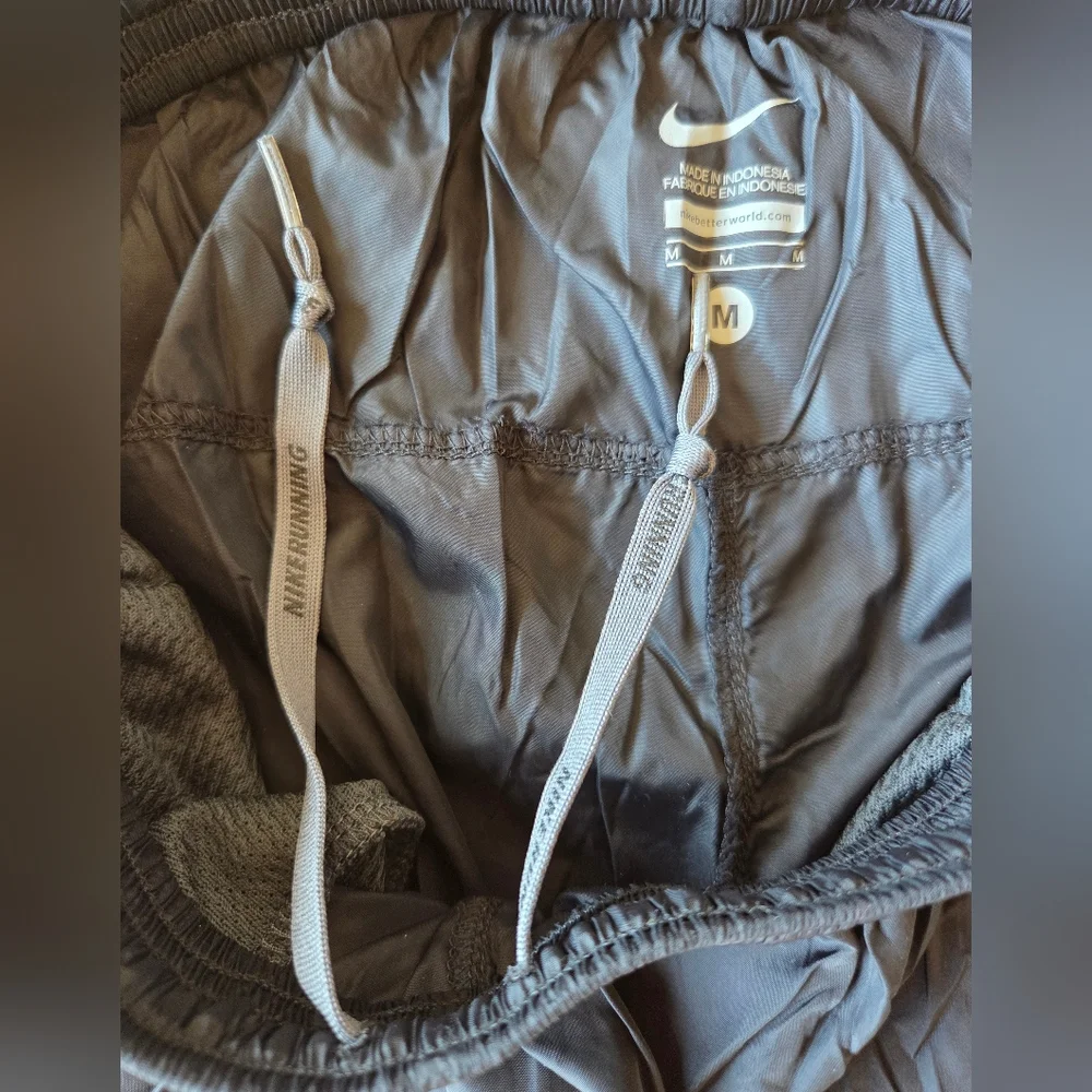 Nike Running Wind Protection Pants, Size Medium - Picture 7 of 9
